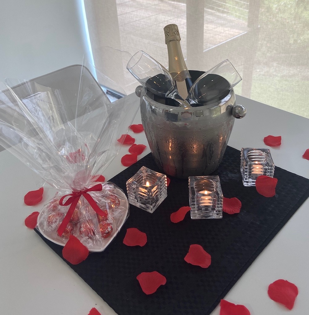 Romantic Extras